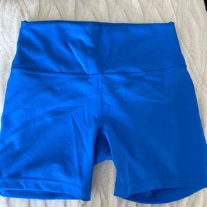Lululemon like new wunder train shorts 6 inch size 10 poolside